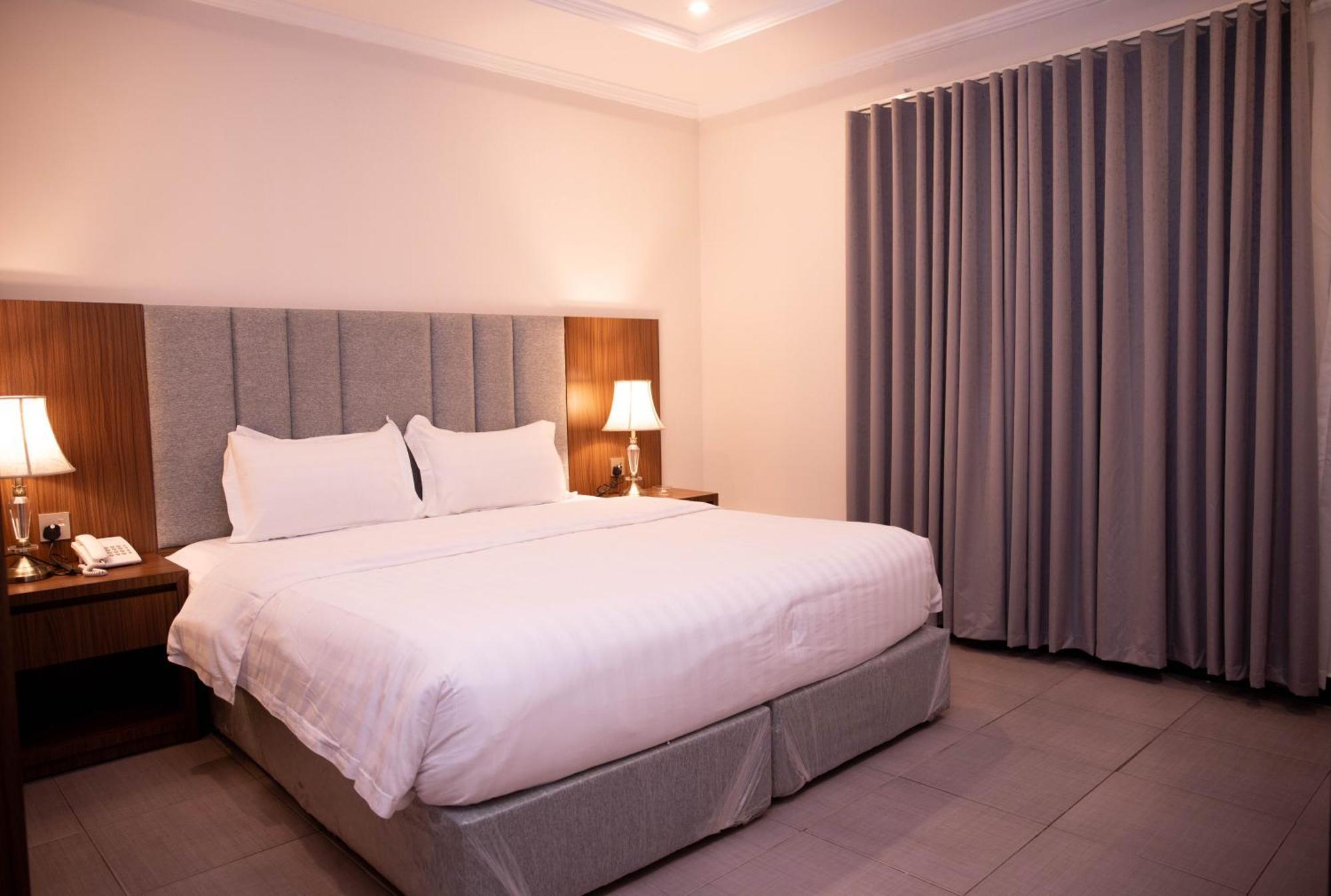 Golden Suites Jubail Exterior photo